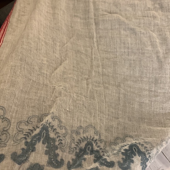 Scarf/pashmina - Picture 7 of 10